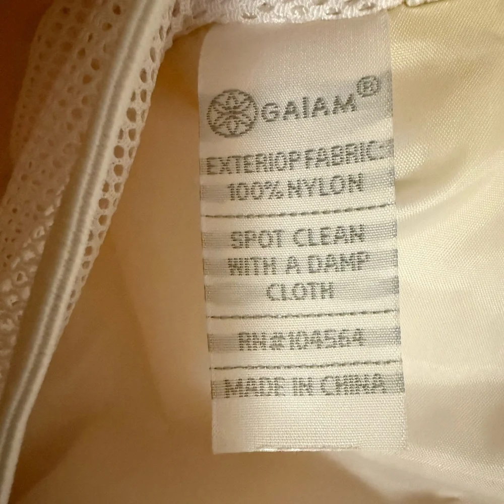 GAIAM Sidekick Waist Pack Belt Bag NWOT - Picture 5 of 6